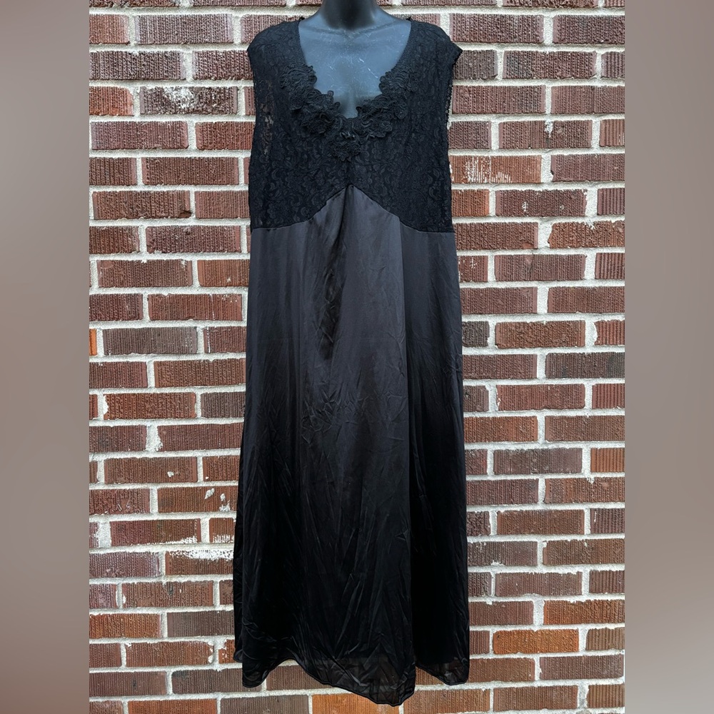 Vintage Intimate Style Women's 3XL Black Nightgown Dress negligee Stretch Lace